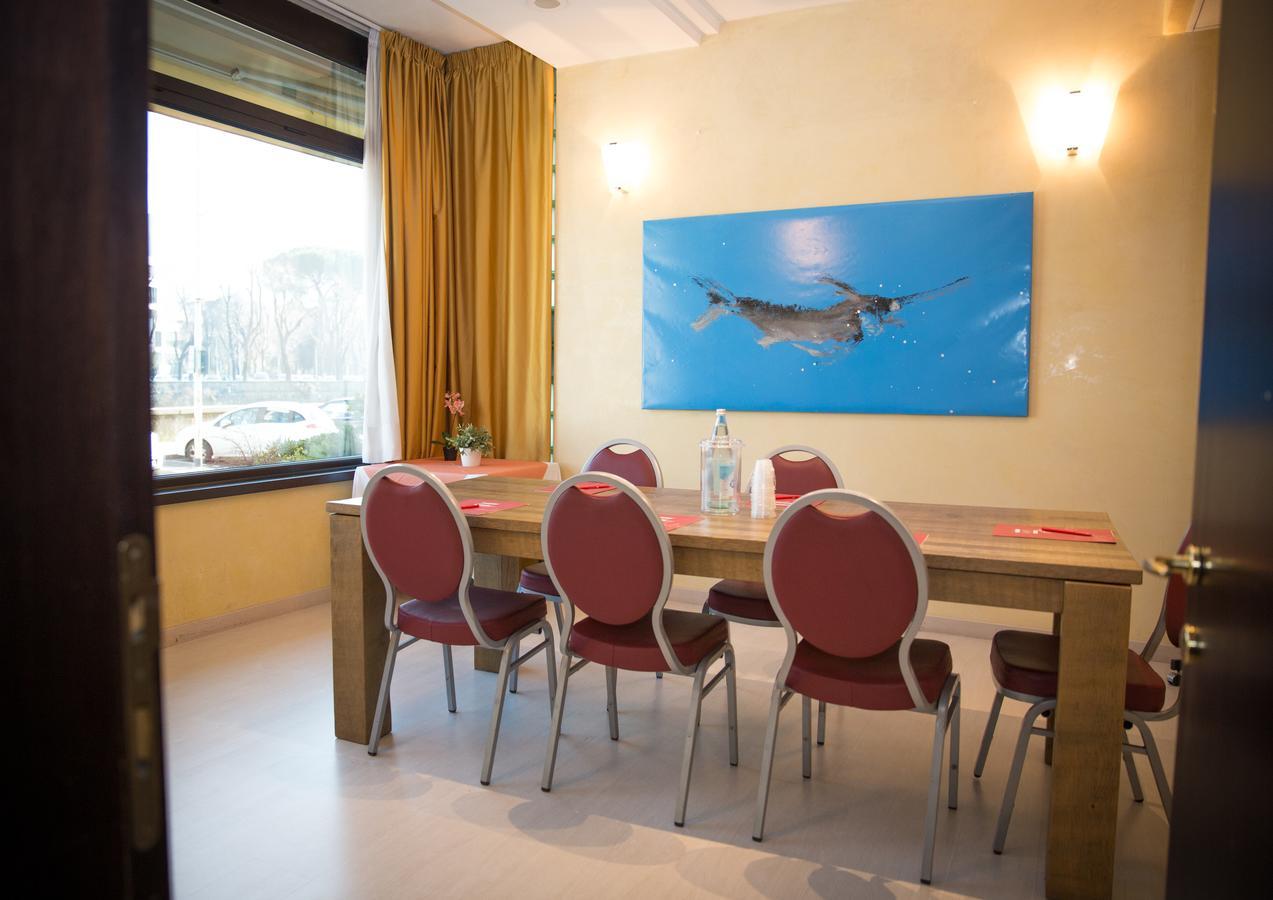 Art Hotel Milano Prato  Exteriör bild